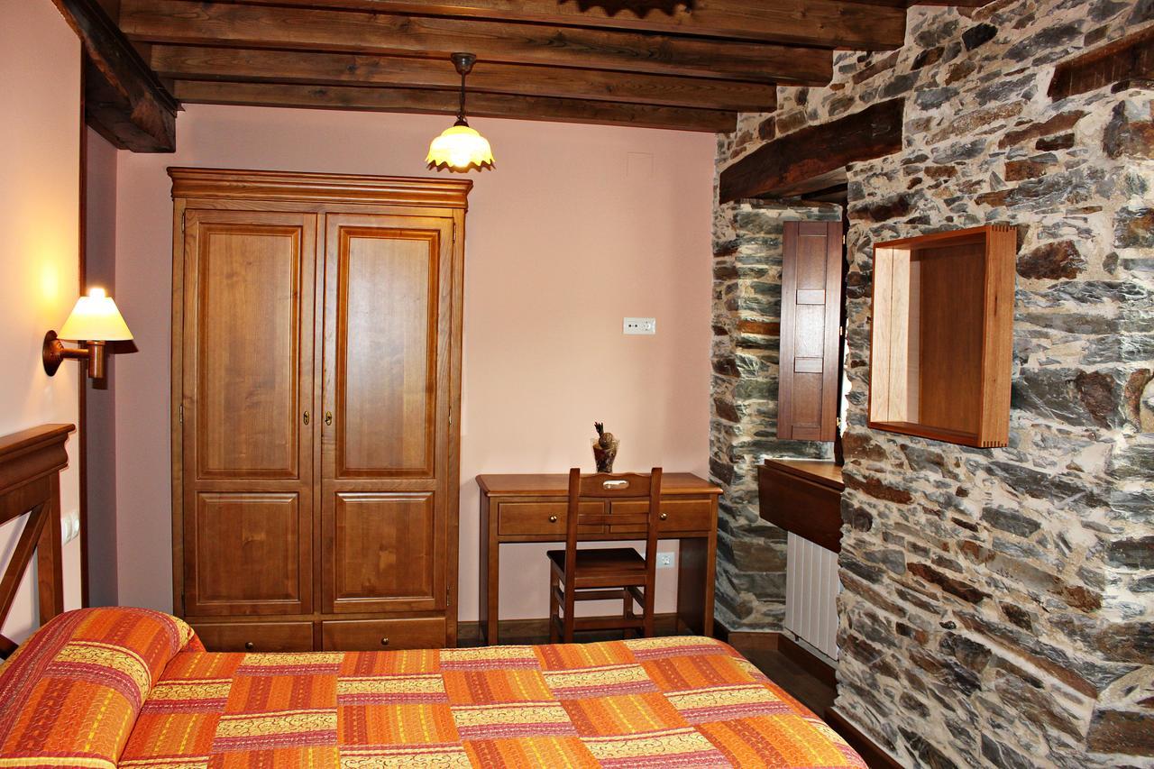Apartamentos El Llago Boal Extérieur photo