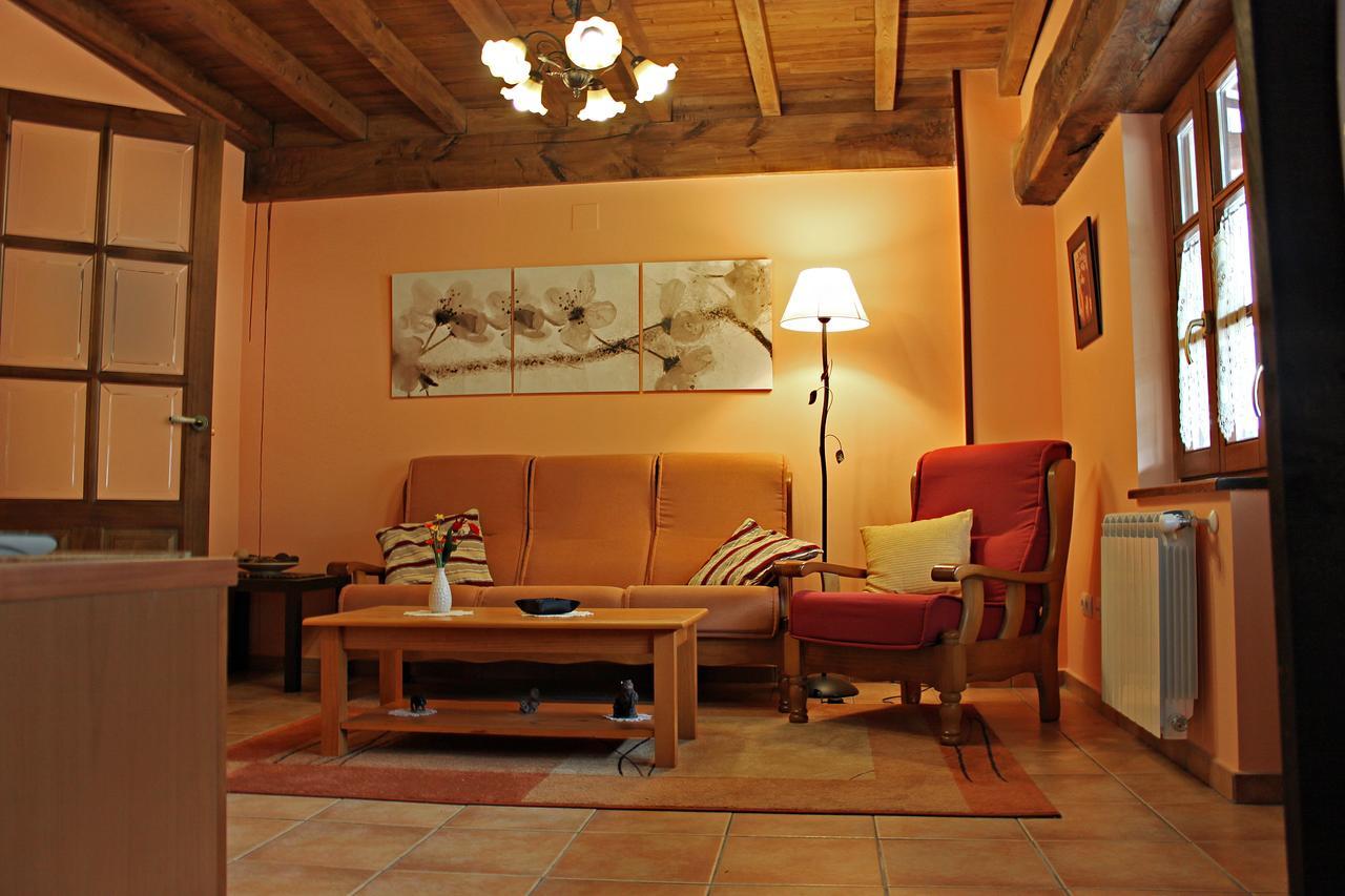Apartamentos El Llago Boal Extérieur photo
