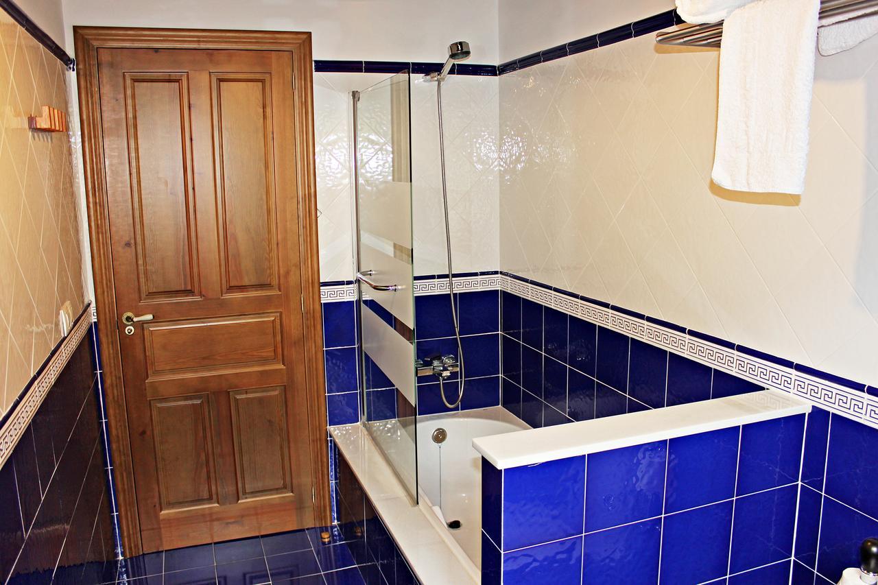 Apartamentos El Llago Boal Extérieur photo