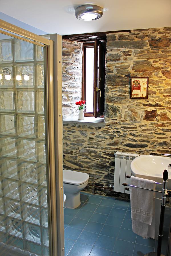 Apartamentos El Llago Boal Extérieur photo